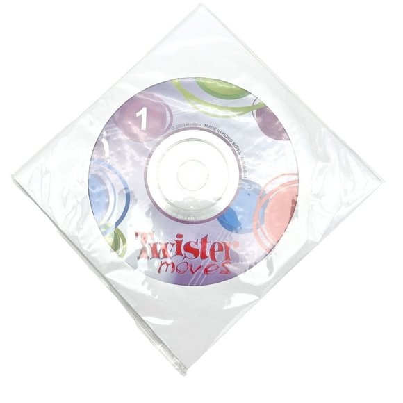 Milton Bradley Twister Moves With 3 CDs Jesse McCartney Remix "She's No You" - Picture 9 of 11